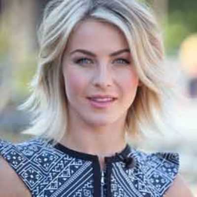 Julianne hough’s Snapchat username – Follow her on Snap